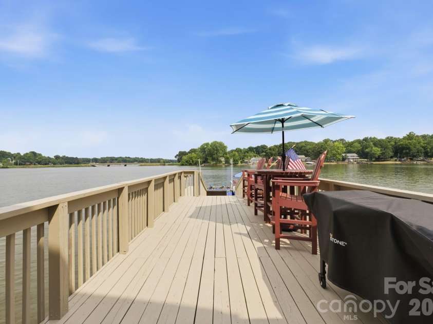 362 Shepps Boat Dock Road, Lexington, NC 27292.  MLS# CAR4403005, YatesRealty ID 37299. 