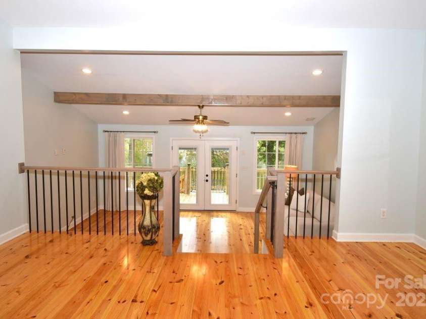 2171 John G Richards Road, Camden, SC 29020.  MLS# CAR4305445, YatesRealty ID 373. 