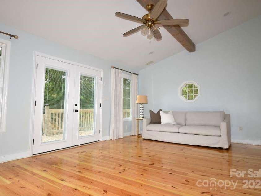 2171 John G Richards Road, Camden, SC 29020.  MLS# CAR4305445, YatesRealty ID 373. 