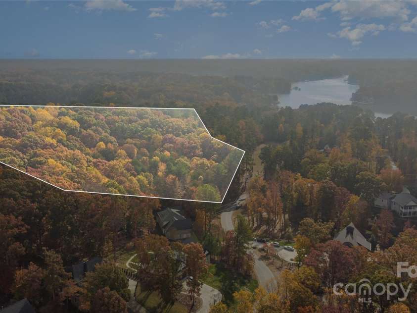 233a Greenbay Road, Mooresville, NC 28117.  MLS# CAR4322960, YatesRealty ID 373. 