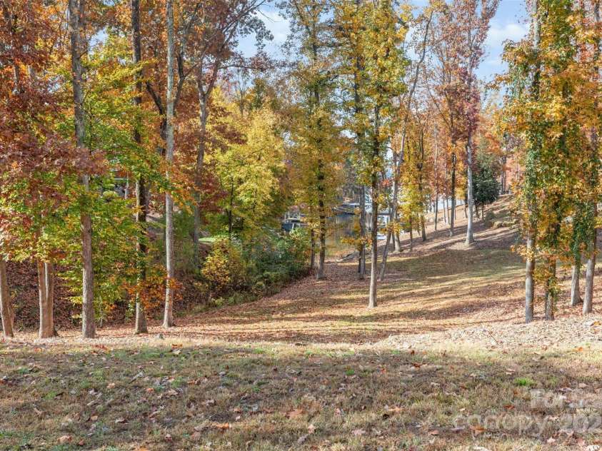 233a Greenbay Road, Mooresville, NC 28117.  MLS# CAR4322960, YatesRealty ID 373. 