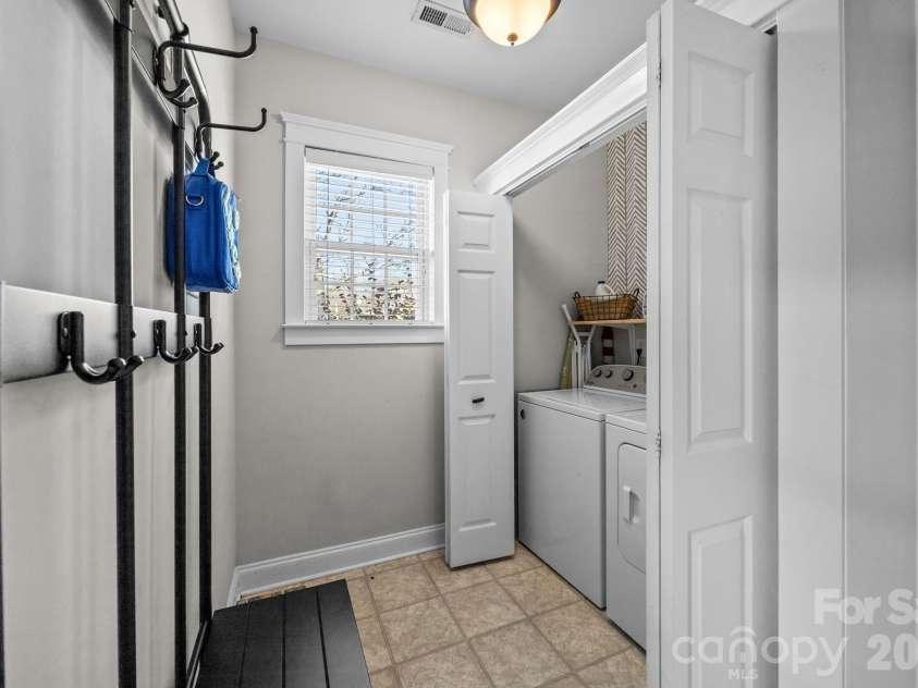 8111 Bud Henderson Road, Huntersville, NC 28078.  MLS# CAR4338514, YatesRealty ID 3730. 