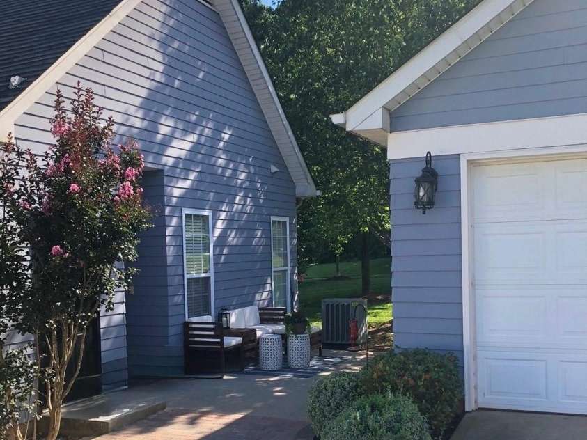 8111 Bud Henderson Road, Huntersville, NC 28078.  MLS# CAR4338514, YatesRealty ID 3730. 