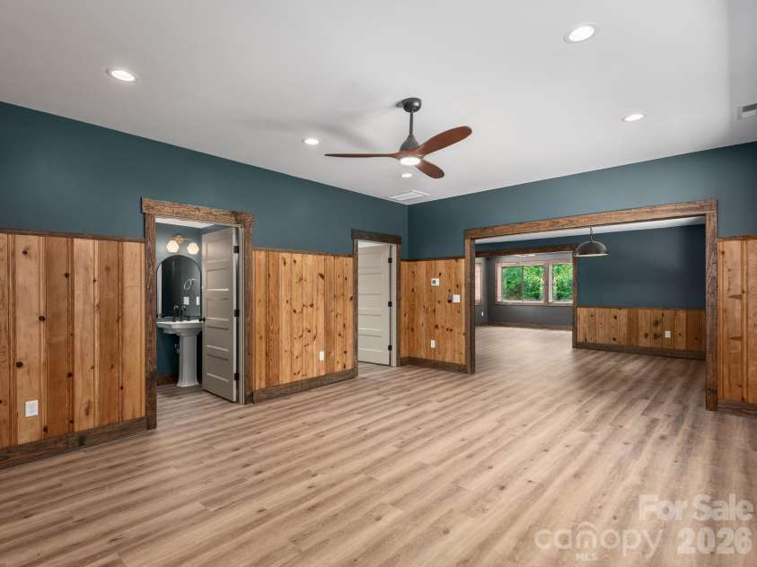 78 Travis Street, Clyde, NC 28721.  MLS# CAR4404246, YatesRealty ID 37300. 