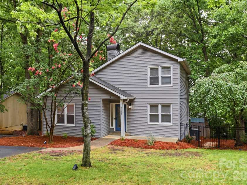 2019 Marquesas Avenue, Fort Mill, SC 29708.  MLS# CAR4403559, YatesRealty ID 37301. 