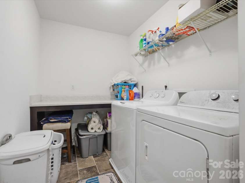 1716 Valkrie Place, York, SC 29745.  MLS# CAR4401953, YatesRealty ID 37302. Laundry room