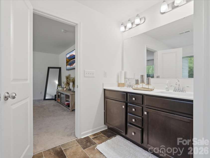 1716 Valkrie Place, York, SC 29745.  MLS# CAR4401953, YatesRealty ID 37302. Primary bathroom