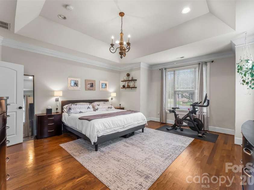 1776 White Water Court, Hickory, NC 28602.  MLS# CAR4400743, YatesRealty ID 37307. 