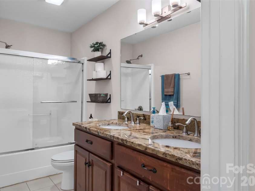 1776 White Water Court, Hickory, NC 28602.  MLS# CAR4400743, YatesRealty ID 37307. 