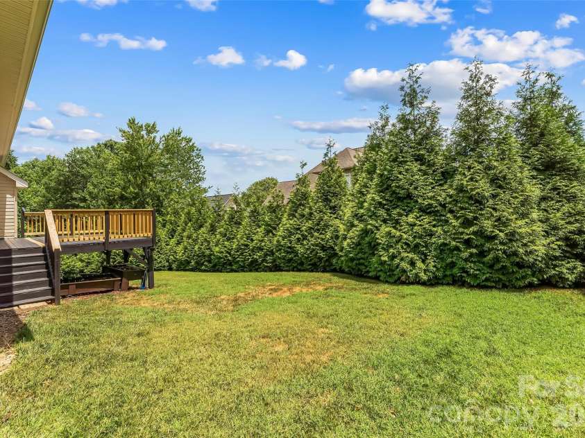 1776 White Water Court, Hickory, NC 28602.  MLS# CAR4400743, YatesRealty ID 37307. 