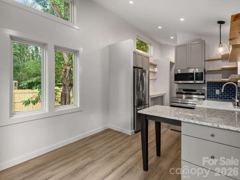 30 Pine Road, Asheville, NC 28805.  MLS# CAR4403930, YatesRealty ID 37308. 