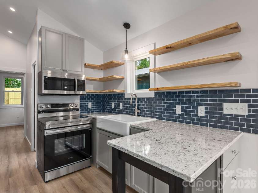 30 Pine Road, Asheville, NC 28805.  MLS# CAR4403930, YatesRealty ID 37308. 