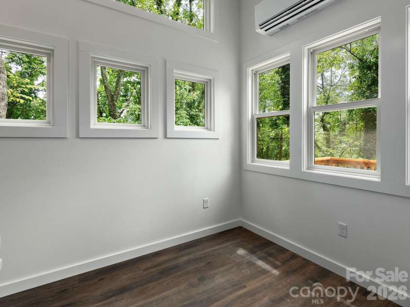 30 Pine Road, Asheville, NC 28805.  MLS# CAR4403930, YatesRealty ID 37308. 