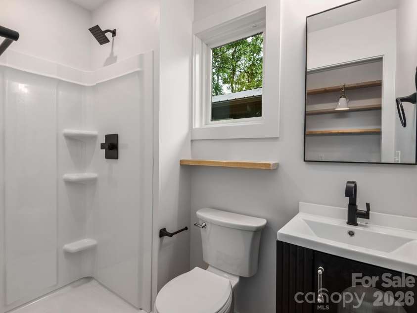 30 Pine Road, Asheville, NC 28805.  MLS# CAR4403930, YatesRealty ID 37308. 