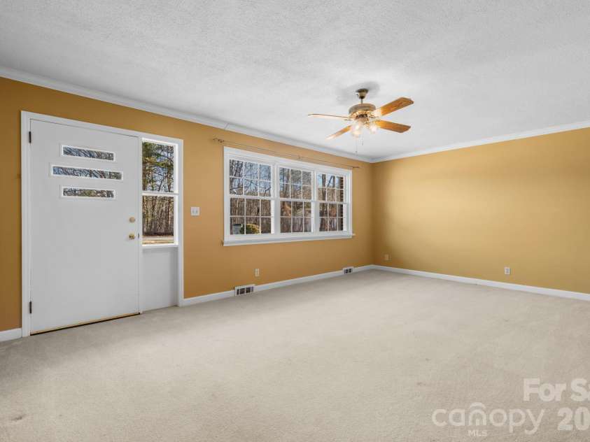 1306 Delwood Drive, Lenoir, NC 28645.  MLS# CAR4337776, YatesRealty ID 3731. 