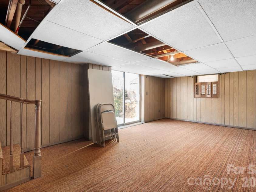 1306 Delwood Drive, Lenoir, NC 28645.  MLS# CAR4337776, YatesRealty ID 3731. 