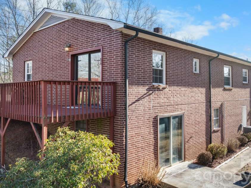 1306 Delwood Drive, Lenoir, NC 28645.  MLS# CAR4337776, YatesRealty ID 3731. 