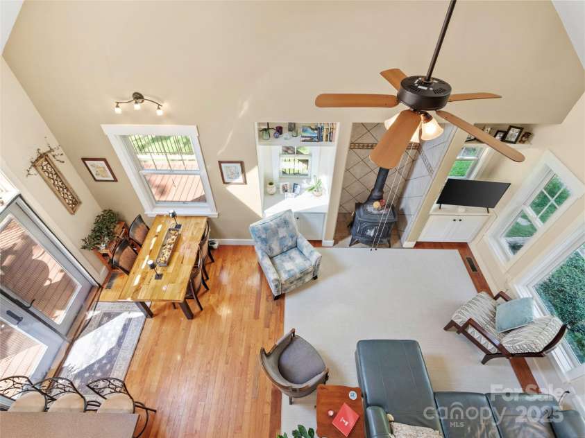 97 Gordon Lane, Burnsville, NC 28714.  MLS# CAR4293904, YatesRealty ID 3731. 