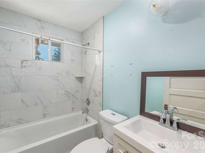 308 Substation Street, Hendersonville, NC 28792.  MLS# CAR4402649, YatesRealty ID 37310. 