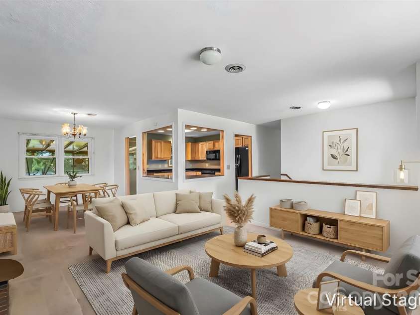 32 Swanns View Drive, Marion, NC 28752.  MLS# CAR4398128, YatesRealty ID 37311. Virtually staged