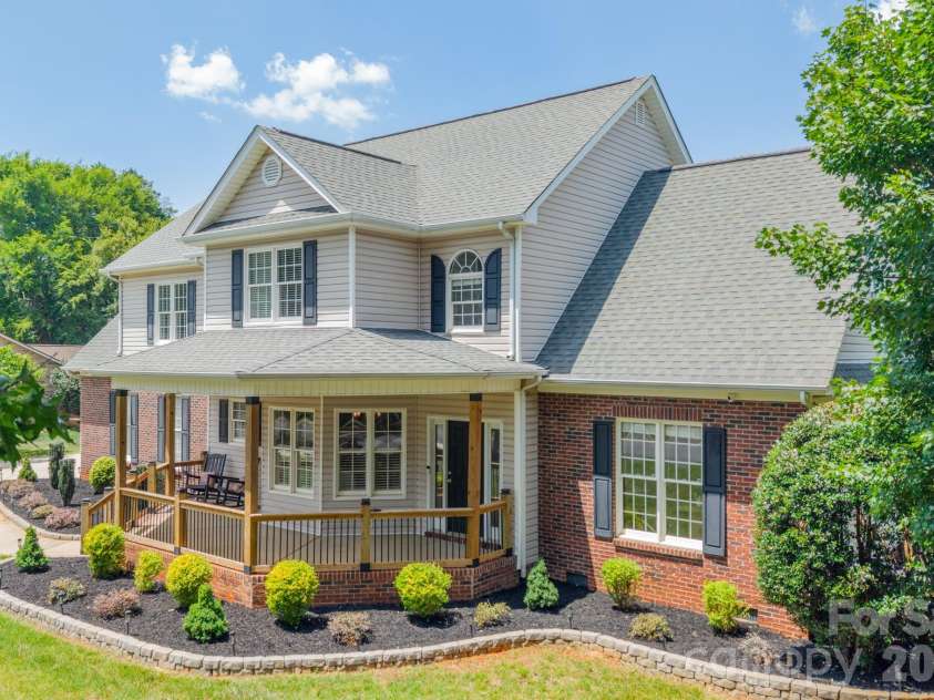 151 Turnberry Lane, Mooresville, NC 28117.  MLS# CAR4399986, YatesRealty ID 37314. 