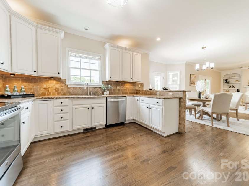 151 Turnberry Lane, Mooresville, NC 28117.  MLS# CAR4399986, YatesRealty ID 37314. 