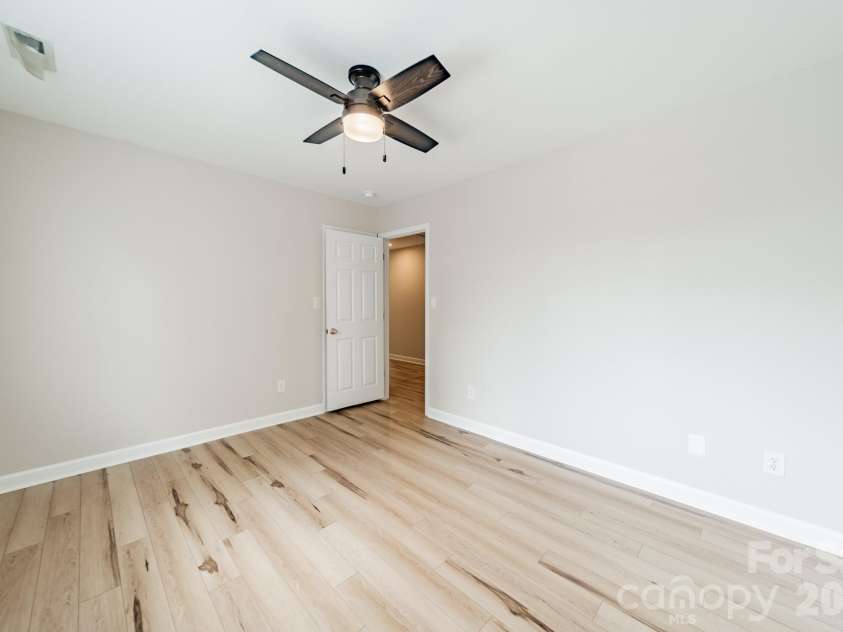 151 Turnberry Lane, Mooresville, NC 28117.  MLS# CAR4399986, YatesRealty ID 37314. 