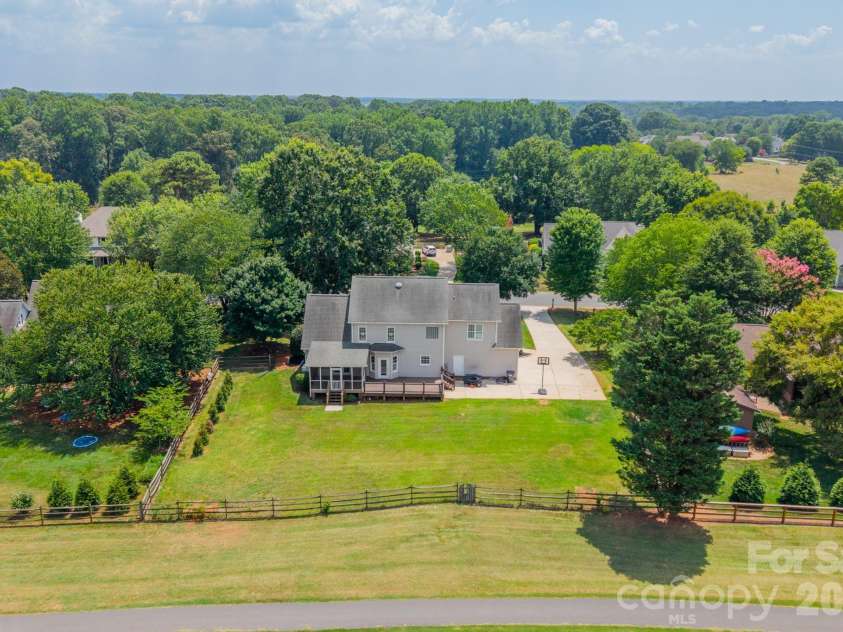 151 Turnberry Lane, Mooresville, NC 28117.  MLS# CAR4399986, YatesRealty ID 37314. 