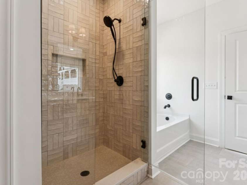 1071 Reba Lane, Kannapolis, NC 28081.  MLS# CAR4400585, YatesRealty ID 37315. 