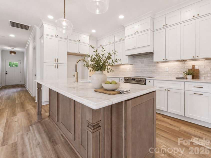 1071 Reba Lane, Kannapolis, NC 28081.  MLS# CAR4400585, YatesRealty ID 37315. Virtually Staged