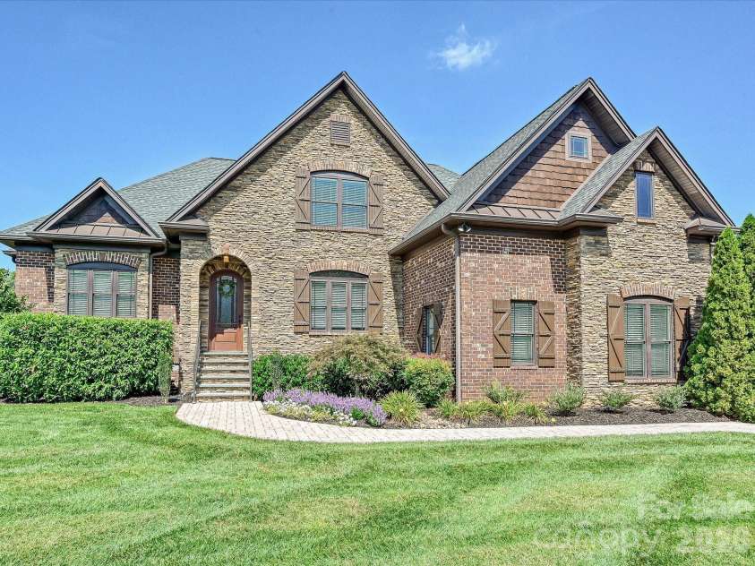 761 King Fredrick Lane, Concord, NC 28027.  MLS# CAR4403430, YatesRealty ID 37318. 