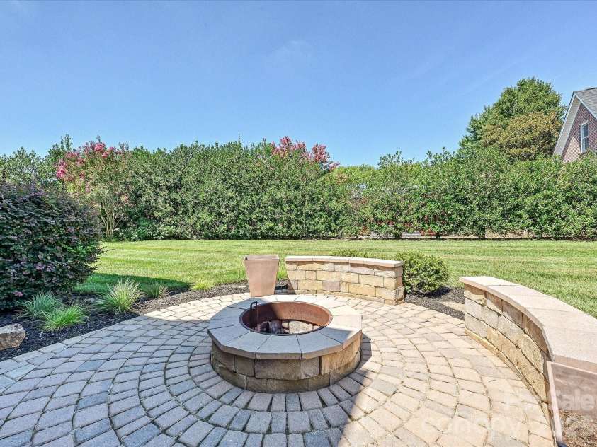 761 King Fredrick Lane, Concord, NC 28027.  MLS# CAR4403430, YatesRealty ID 37318. 