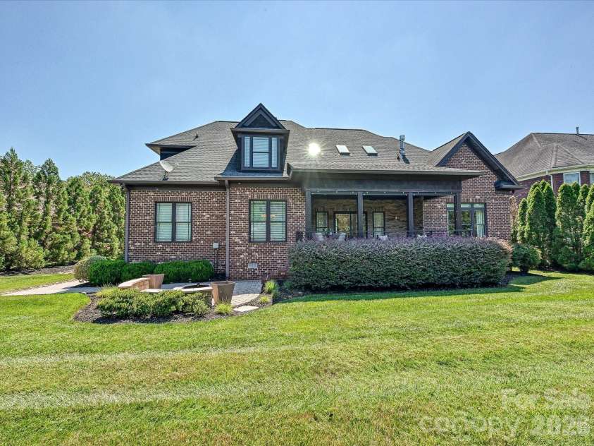 761 King Fredrick Lane, Concord, NC 28027.  MLS# CAR4403430, YatesRealty ID 37318. 