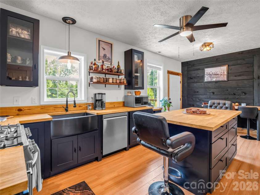 221 Kistler Road, Lawndale, NC 28090.  MLS# CAR4423426, YatesRealty ID 37319. 
