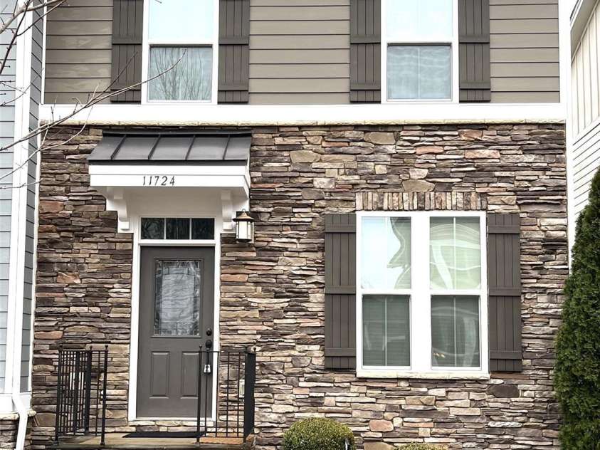 11724 Blessington Road, Huntersville, NC 28978.  MLS# CAR4220282, YatesRealty ID 3732. End Unit Townhome Front Entrance