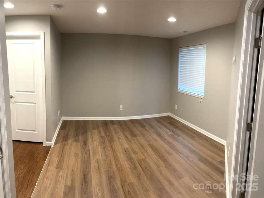 11724 Blessington Road, Huntersville, NC 28978.  MLS# CAR4220282, YatesRealty ID 3732. Lower Level Living Area