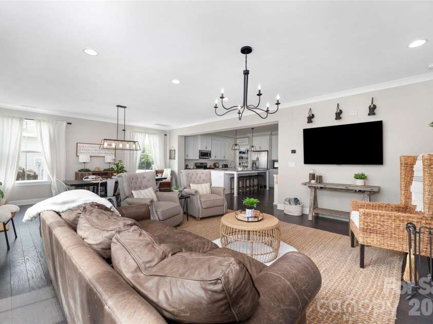123 Country Lake Drive, Mooresville, NC 28115.  MLS# CAR4412244, YatesRealty ID 3732. 
