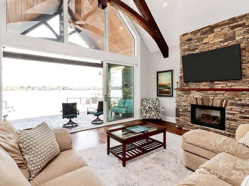 5086 Windward Point Lane, Denver, NC 28037.  MLS# CAR4312956, YatesRealty ID 3732. 