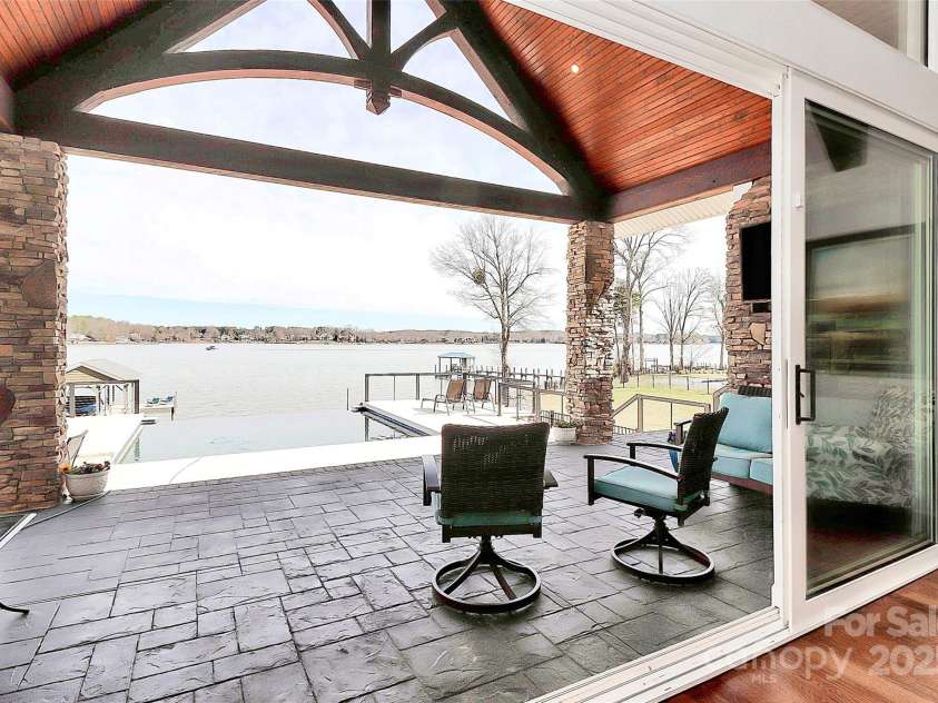 5086 Windward Point Lane, Denver, NC 28037.  MLS# CAR4312956, YatesRealty ID 3732. 