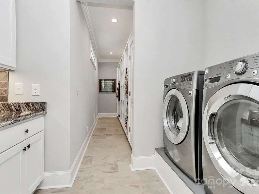 5086 Windward Point Lane, Denver, NC 28037.  MLS# CAR4312956, YatesRealty ID 3732. 