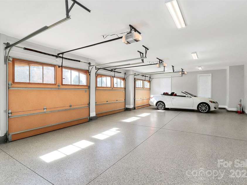 5086 Windward Point Lane, Denver, NC 28037.  MLS# CAR4312956, YatesRealty ID 3732. 