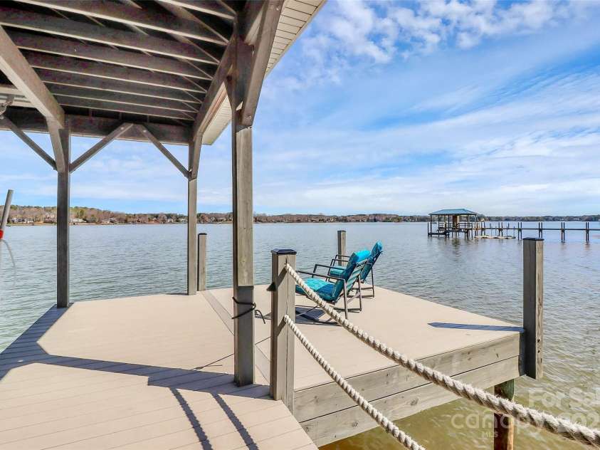 5086 Windward Point Lane, Denver, NC 28037.  MLS# CAR4312956, YatesRealty ID 3732. 