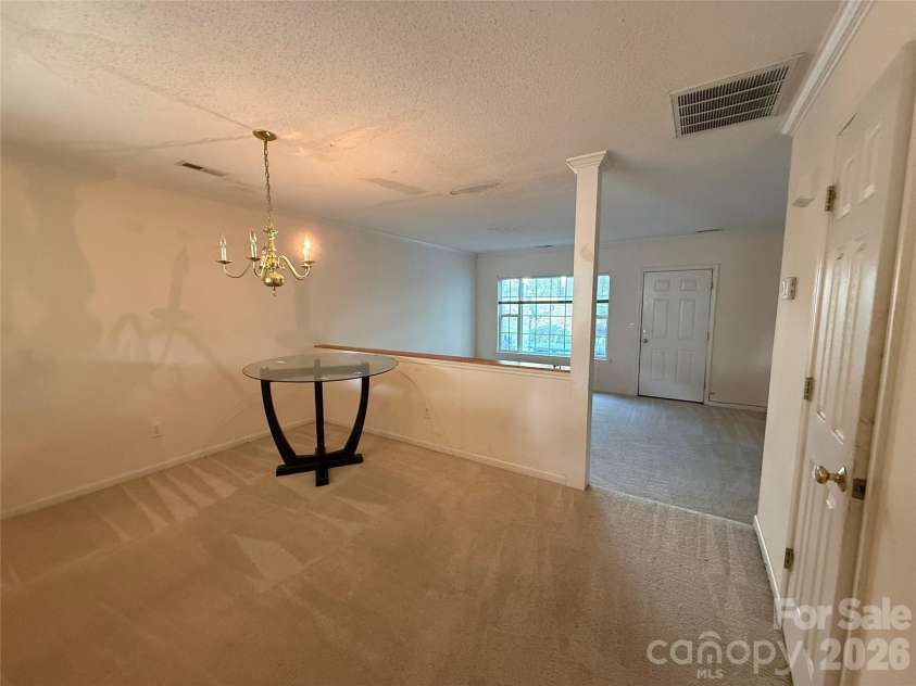 4210 Melrose Club Drive, Matthews, NC 28105.  MLS# CAR4401621, YatesRealty ID 37320. 