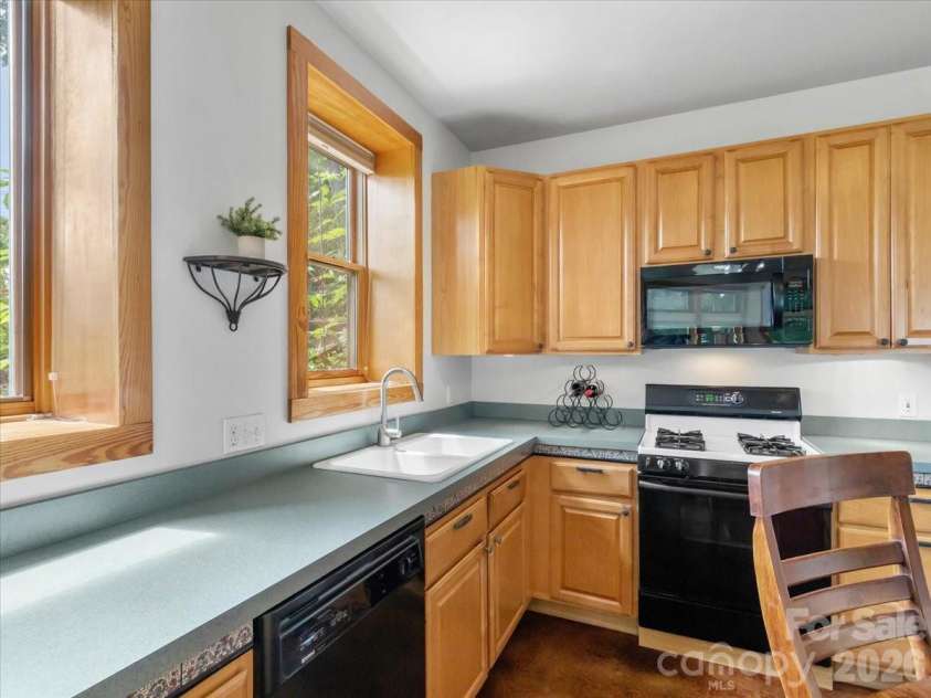 96 Woodrow Avenue, Asheville, NC 28801.  MLS# CAR4398741, YatesRealty ID 37321. Kitchen area