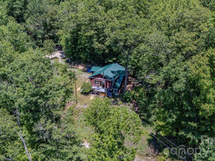 1712 Little Creek Road, Hot Springs, NC 28743.  MLS# CAR4395039, YatesRealty ID 37322. 