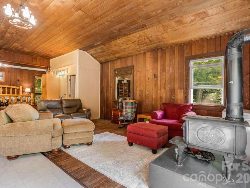 1712 Little Creek Road, Hot Springs, NC 28743.  MLS# CAR4421283, YatesRealty ID 37322. 