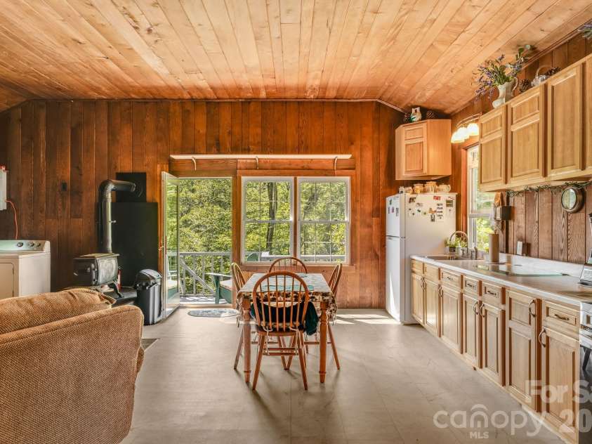 1712 Little Creek Road, Hot Springs, NC 28743.  MLS# CAR4421283, YatesRealty ID 37322. 