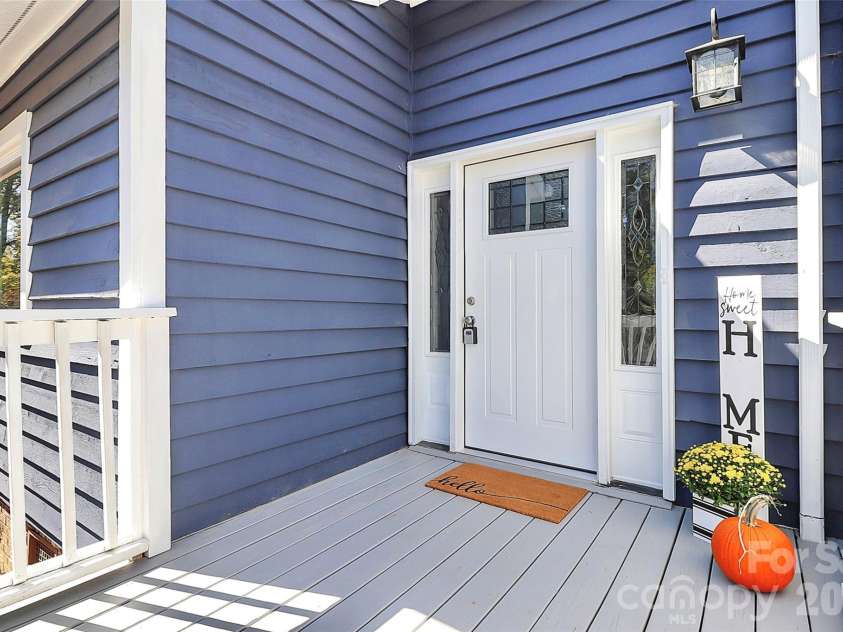 9546 Fairway Ridge Road, Charlotte, NC 28277.  MLS# CAR4403165, YatesRealty ID 37323. 