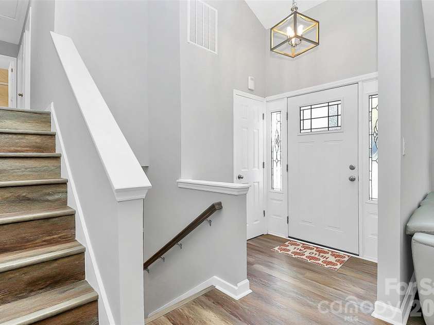 9546 Fairway Ridge Road, Charlotte, NC 28277.  MLS# CAR4403165, YatesRealty ID 37323. 