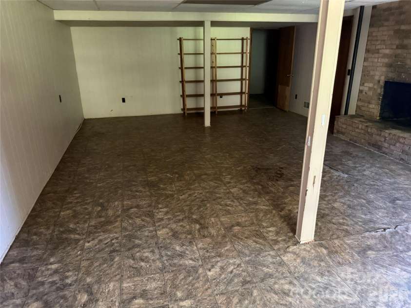 649 Curtis Bridge Road, North Wilkesboro, NC 28659.  MLS# CAR4404533, YatesRealty ID 37324. 